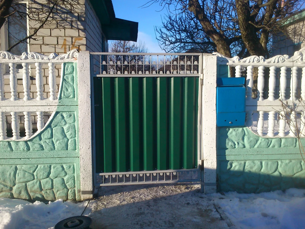 Калитка дачная с элементами резки