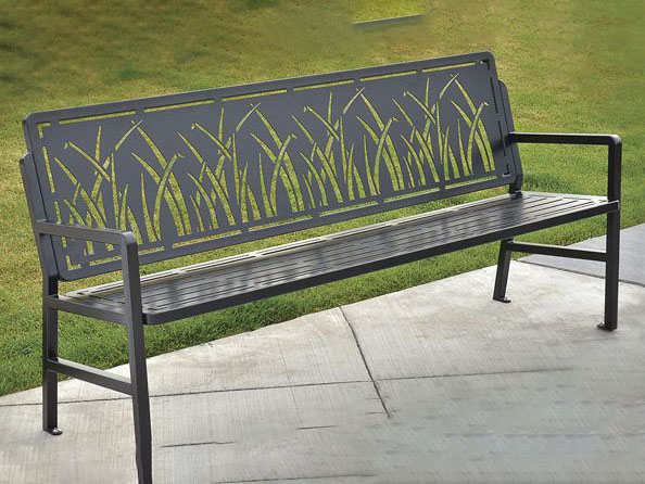 Скамейка металлическая с декоративной резкой и поручнями